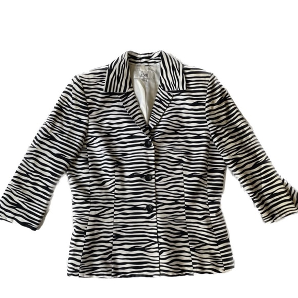 Le Suit Petite Jacket Sz 10P - Picture 7 of 7